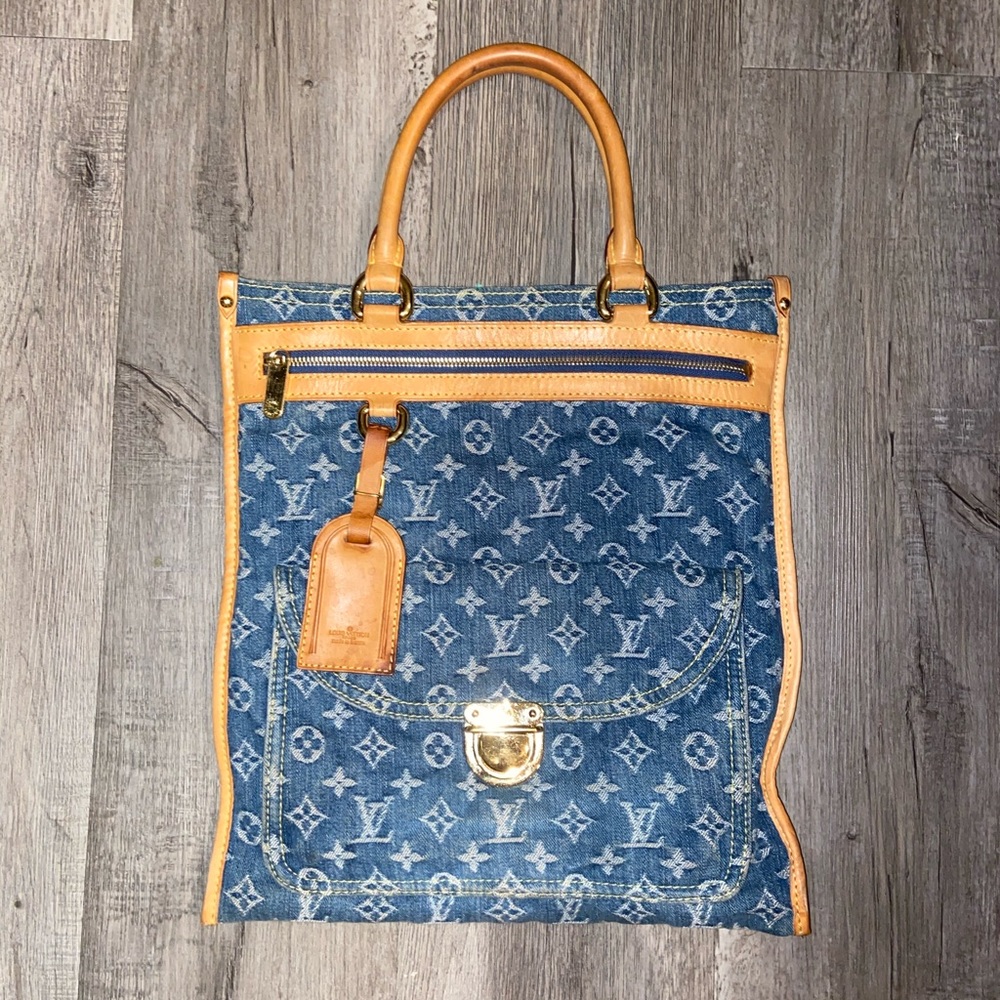 Louis Vuitton Monogram Denim Sac Plat Vintage